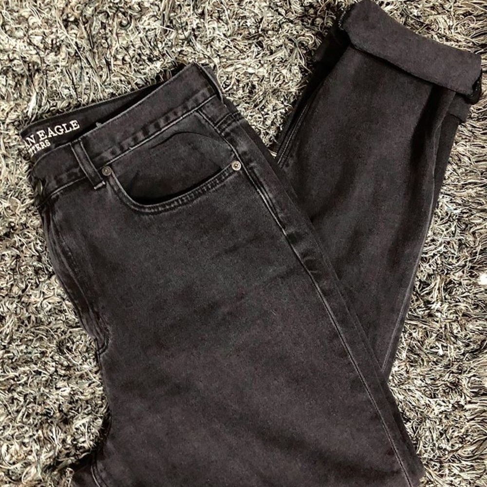 Black America Eagle mom jeans